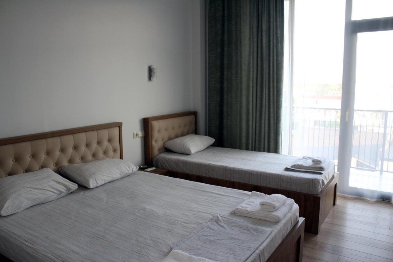 Hôtel Cozy House à Kobuleti Extérieur photo
