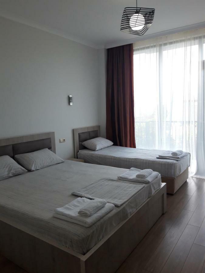 Hôtel Cozy House à Kobuleti Extérieur photo